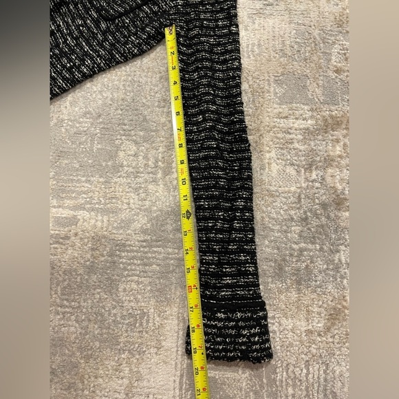 LOFT Sweater Womens Large Black White Chunky Knit Cardigan Wool Blend Casual - Picture 3 of 11